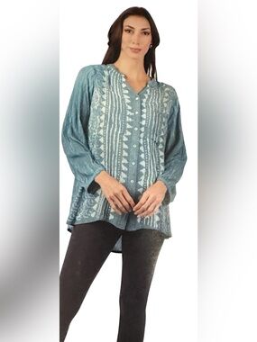 Sacred Threads Teal Patterned Button-Down Blouse. 5055. LGGR/GR01